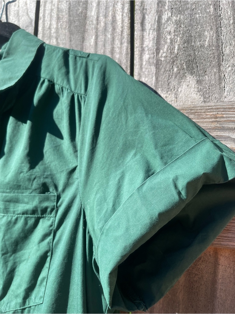 Sugarlips Short-Sleeve Button-Down Shirt in Green - Picture 3 of 10